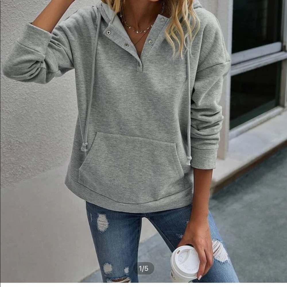 Kangaroo pocket drawstring hoodie